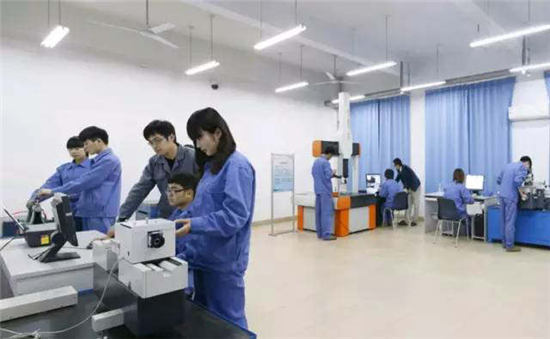 山東勞動(dòng)職業(yè)技術(shù)學(xué)院招辦主任尚緒強(qiáng)訪談_山東教育_大眾網(wǎng)